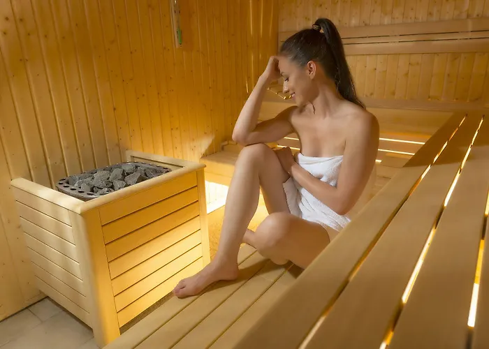 Mona Lisa Wellness &