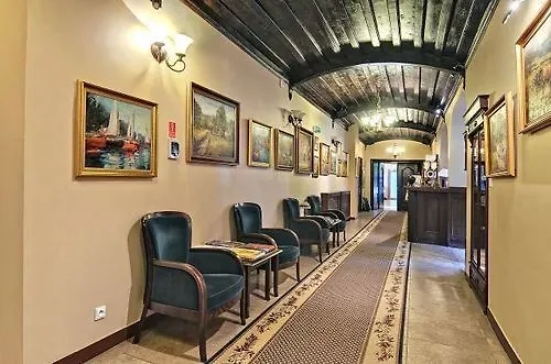 호텔 Mona Lisa Wellness & 3*