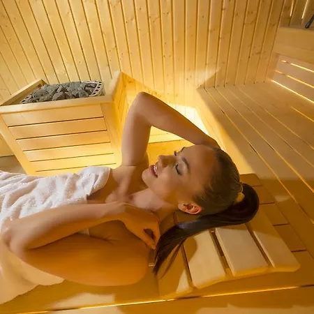 Mona Lisa Wellness & Hotel Kolobřeh