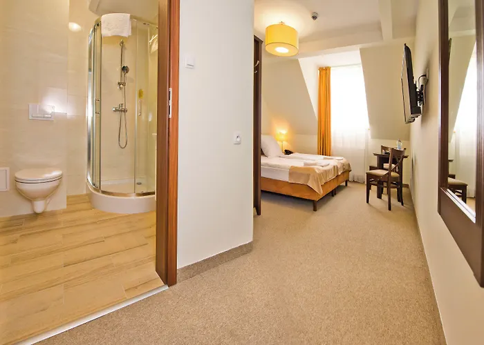 Mona Lisa Wellness&spa Hotel 3*